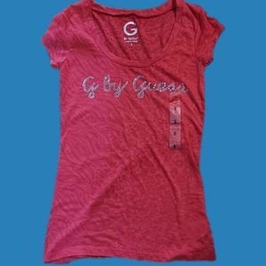 G BY GUESS 👕 T-SHIRT SIZE SMALL - NWT - PRETTY